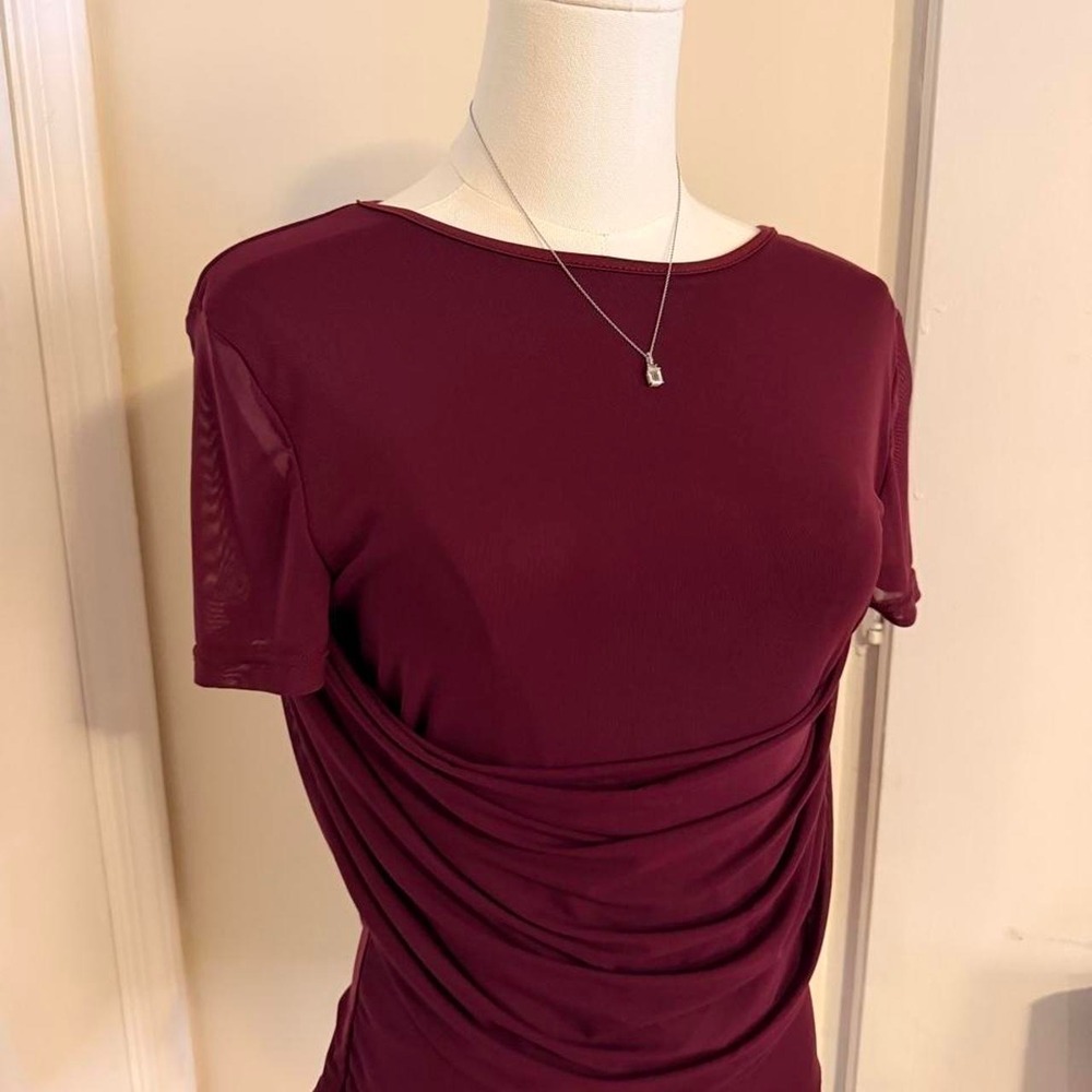 Burgundy ruched short sleeve top with mesh detail